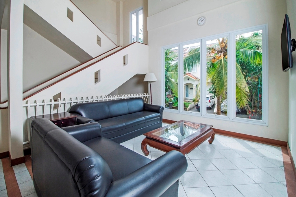 Panorama Town House by Reddoorz