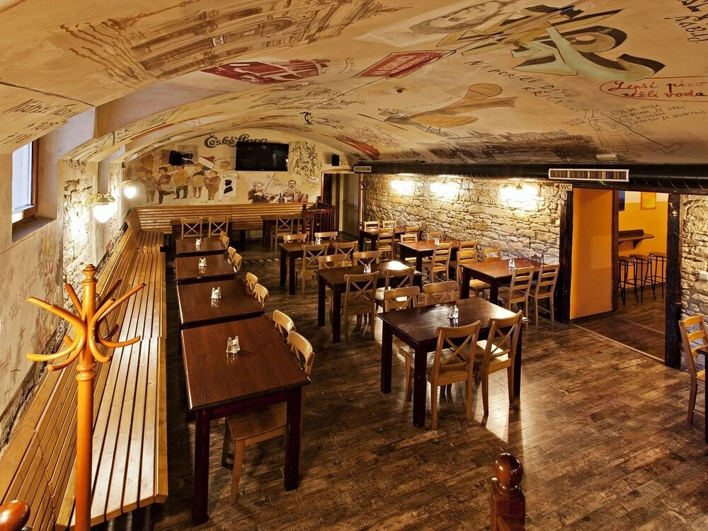 A Plus  Hostel