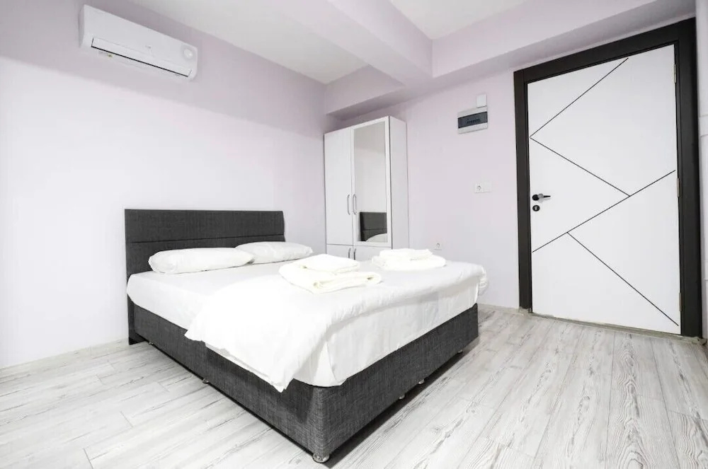 New Blue Izmir Bornova Hotel