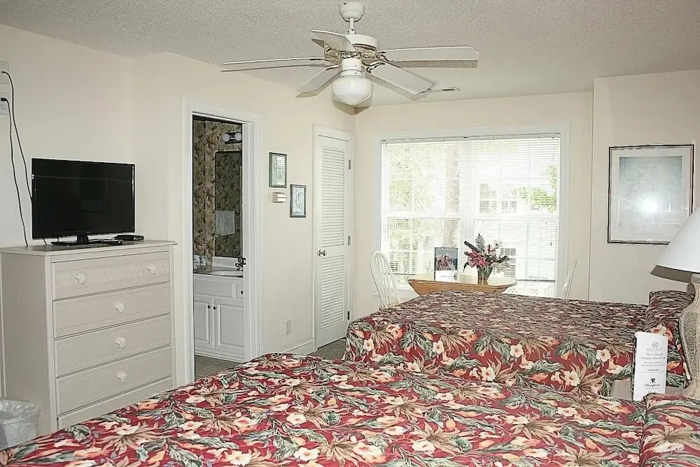 27 Holes of Golf Surrounds the Studio Golf Villa 1606L with Resort Amenities by RedAwning