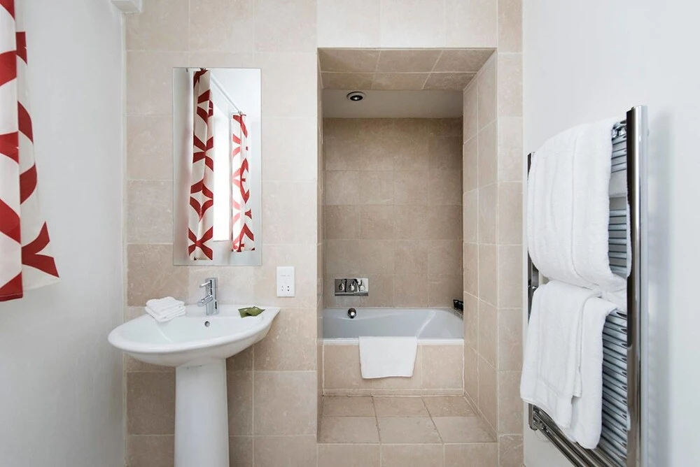 Modern, Spacious Luxury 1BR in Central London