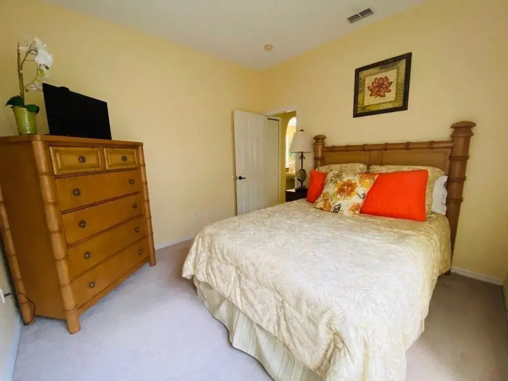 Southern Dunes Golf Views! 5 Bedroom Home by RedAwning