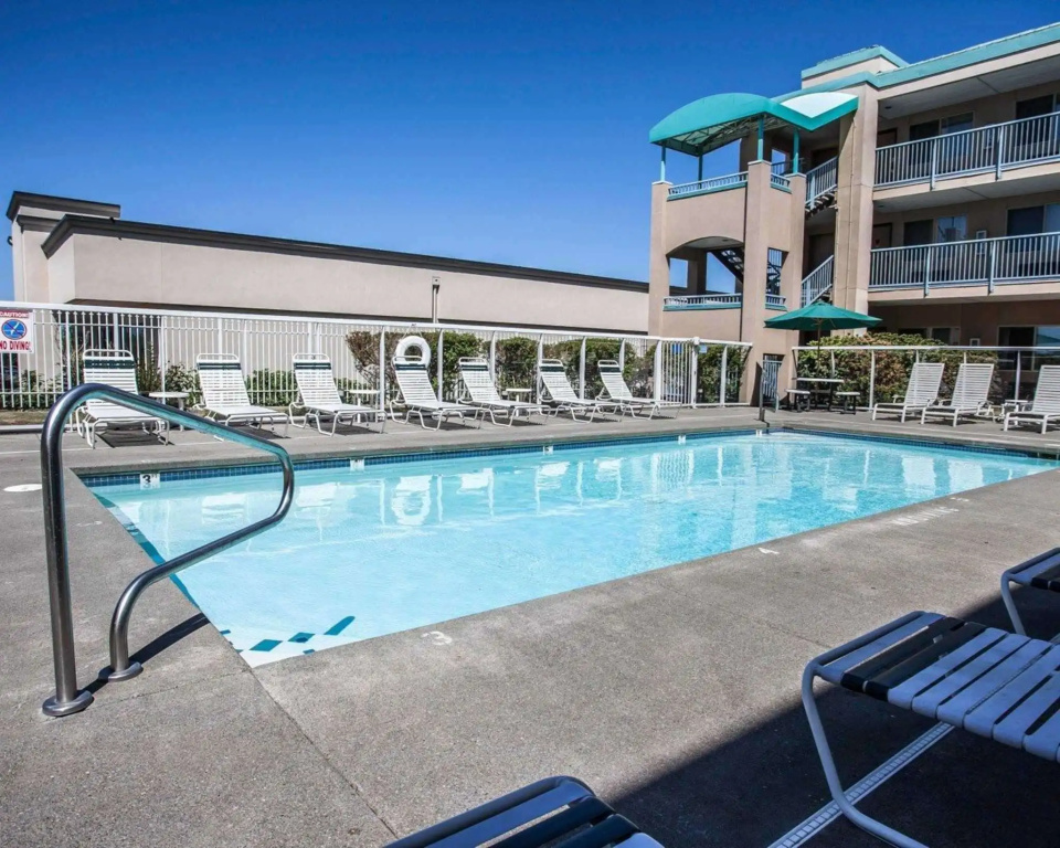 Quality Inn Grand Suites Bellingham