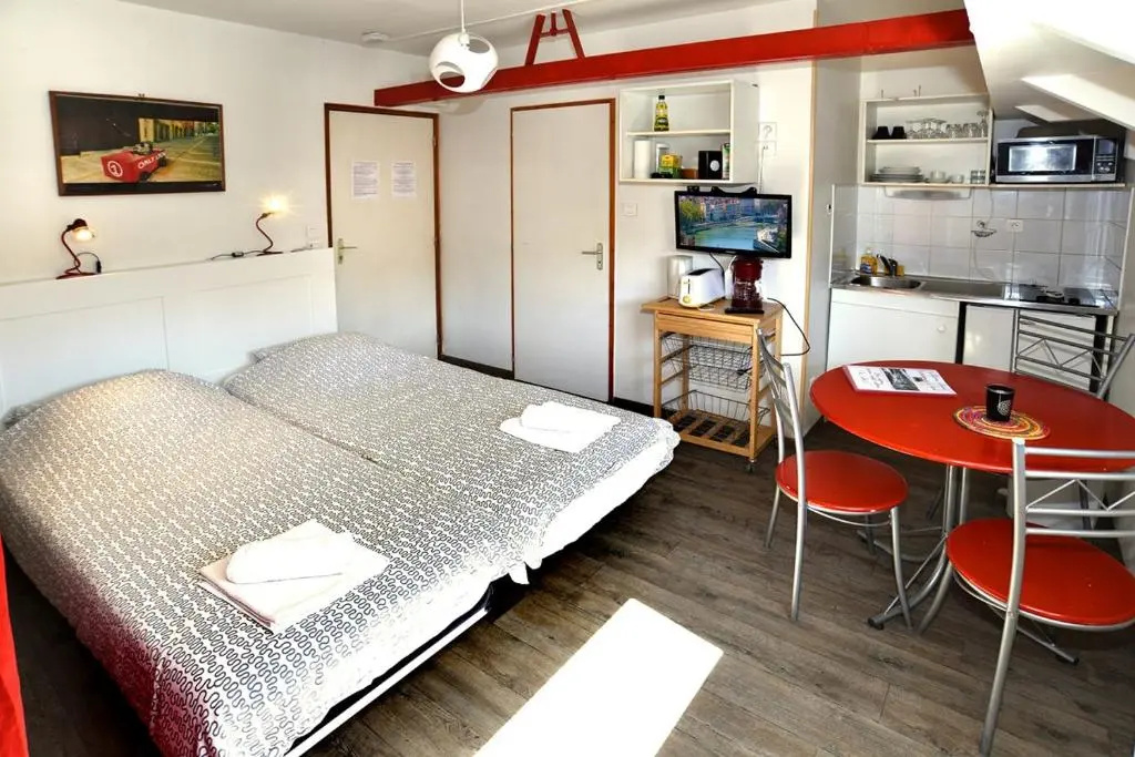 Studio Peniche au coeur de Lyon pour 2 personnes, insolite et calme