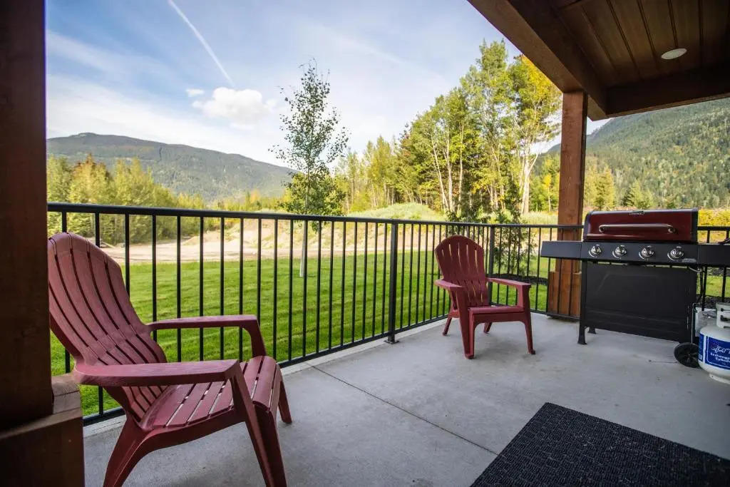 Granite Ridge Condo by Revelstoke Vacations