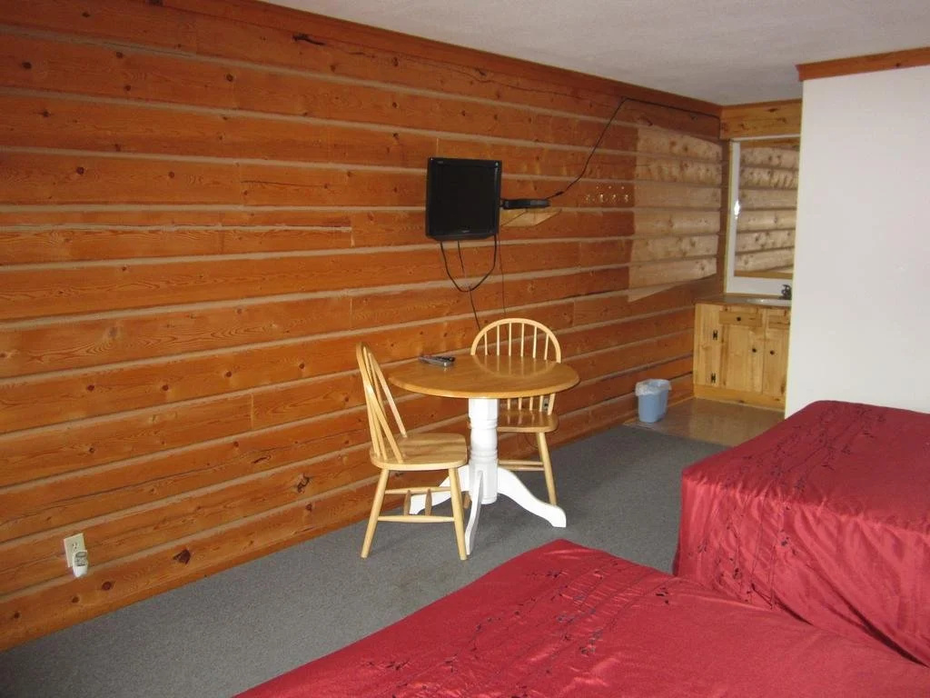 Spirit Lake Lodge