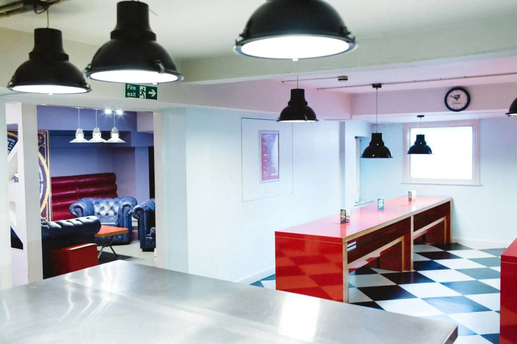 Clink261 Hostel