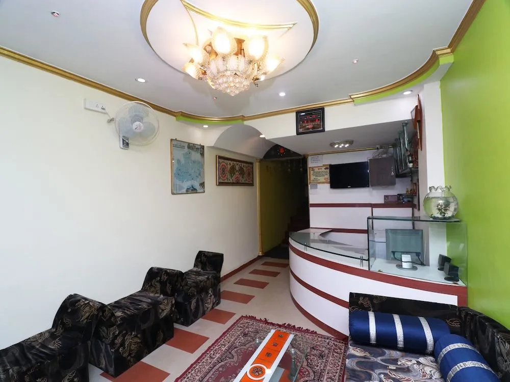 OYO 22675 Hotel Prateek