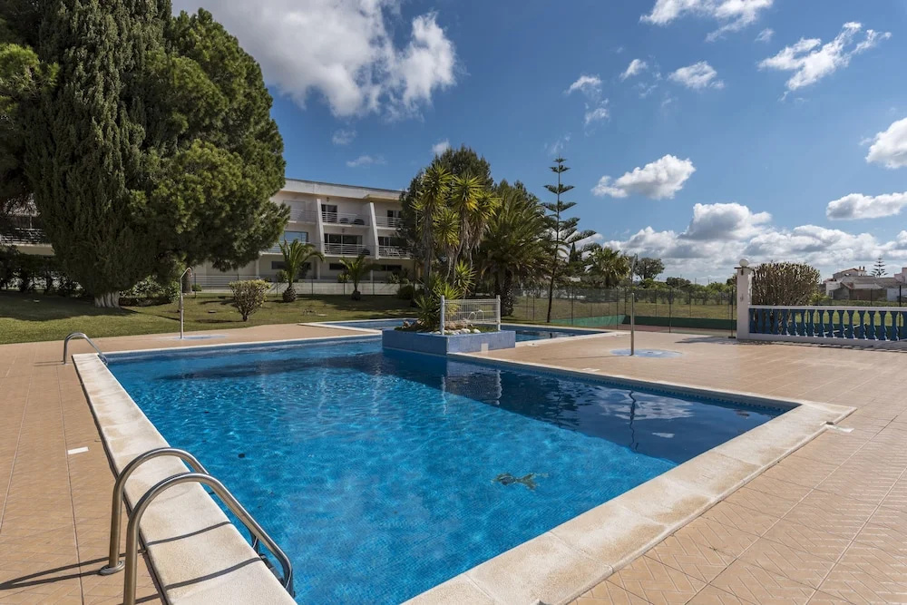 Fish House Flat With Pool