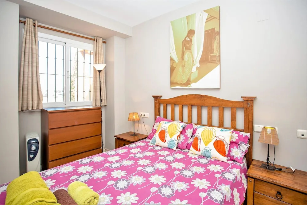 Frontline Golf and Sea views, 2 Bed JC6