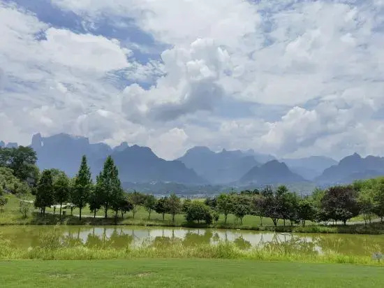 Zhangjiajie Golf Club Homestay