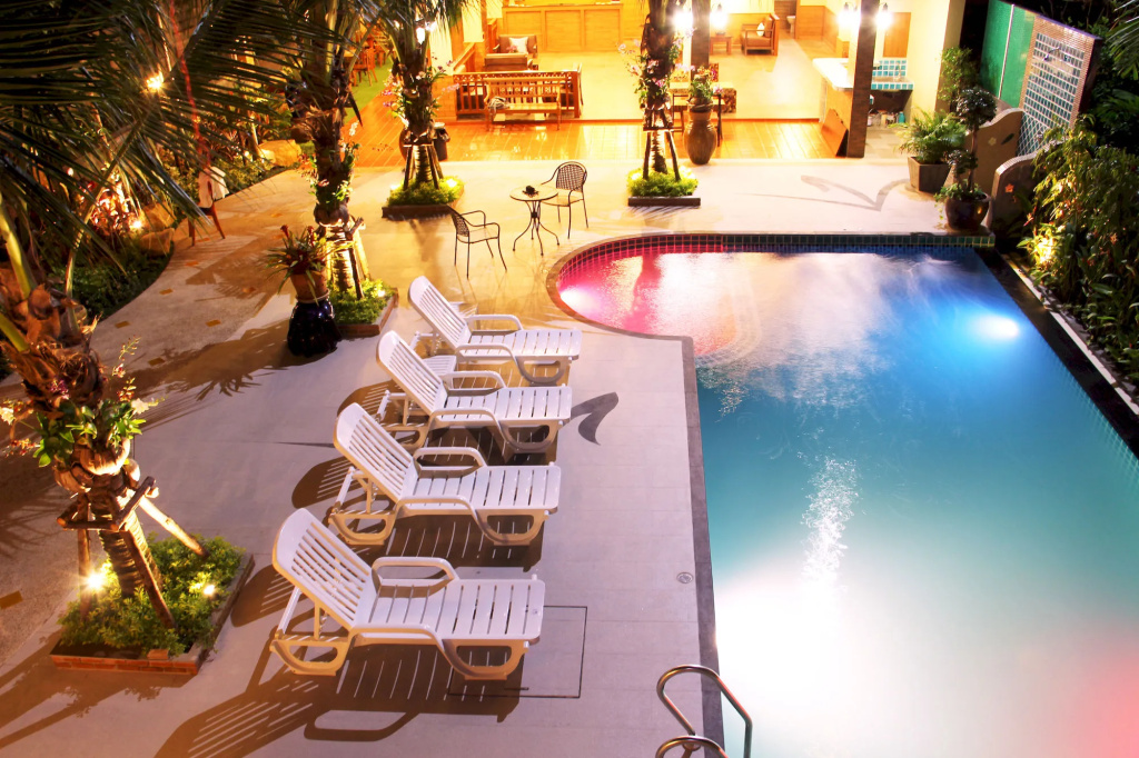 Baan Sailom Hotel Phuket - Sha Extra Plus