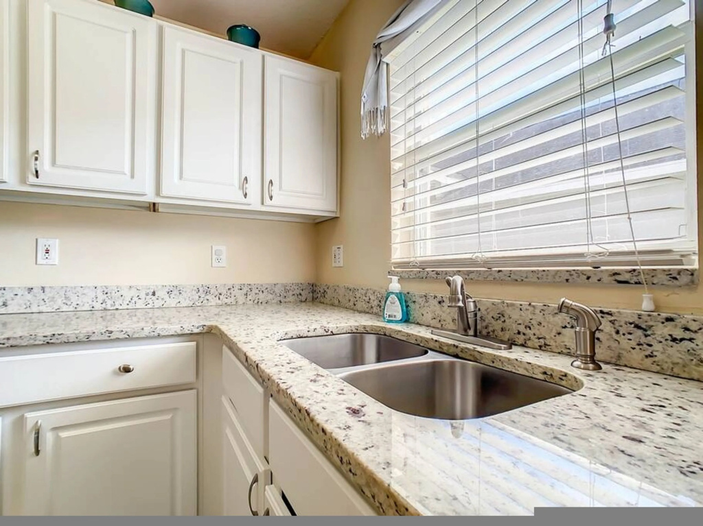 Orlando home w pool, hot tub & arcade