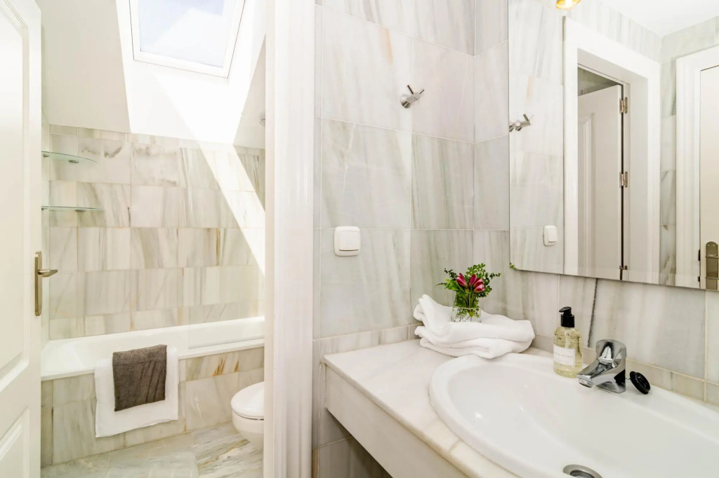 Eld2-luxury 3 Bedroom Penthouse in Nueva Andalucia