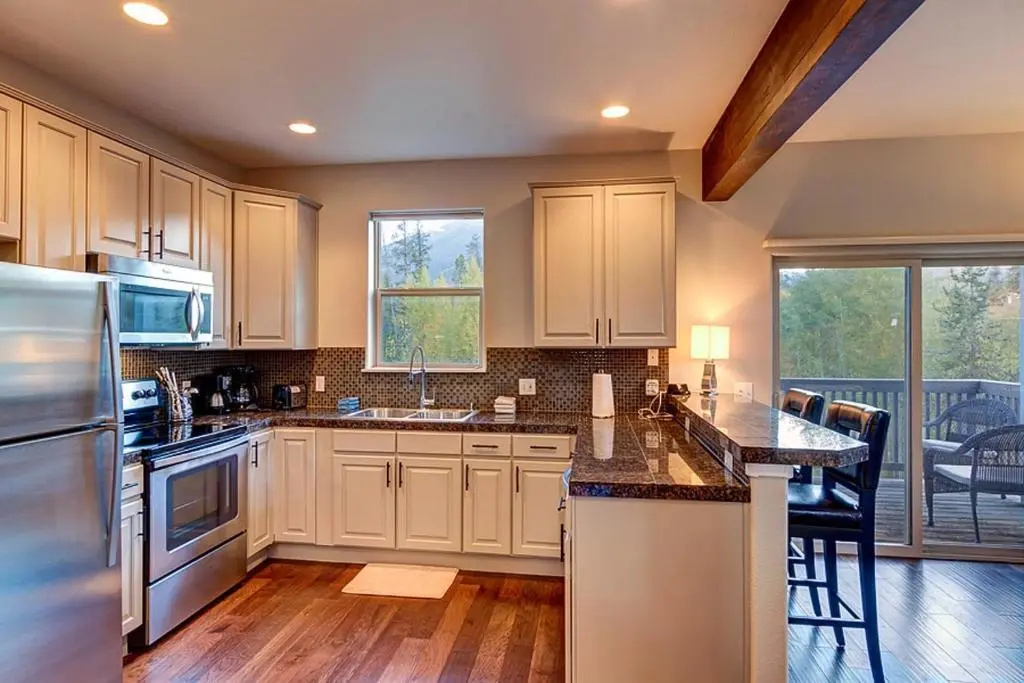 Crossroads Townhome 681B