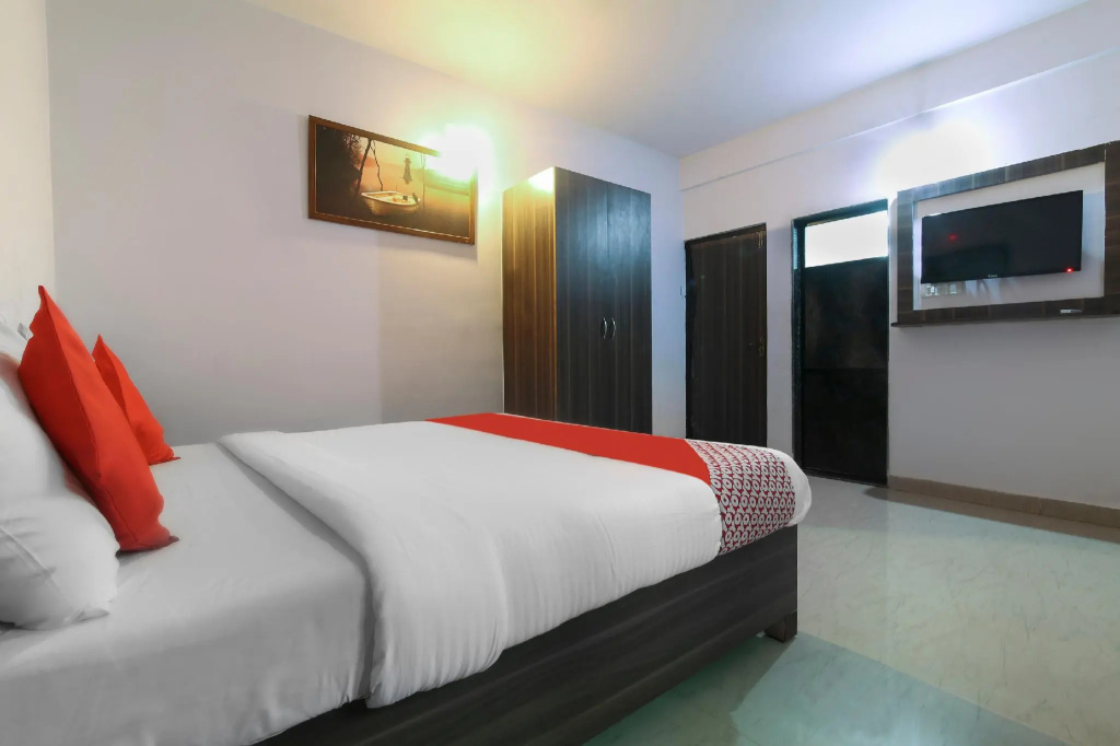 OYO 48655 Hotel Cookwell