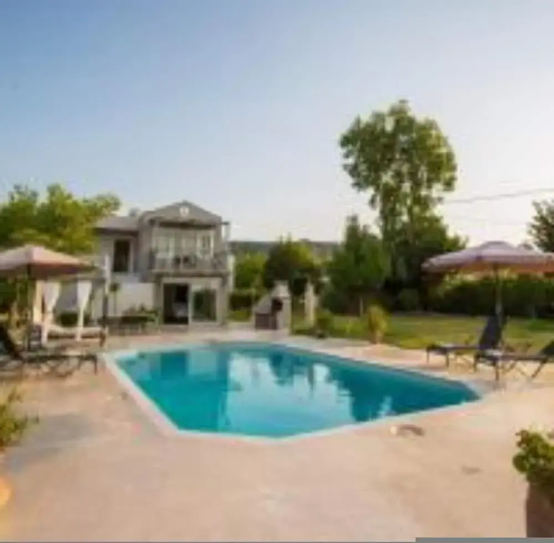Seaview Villa Aris with private pool by Lefkadastay