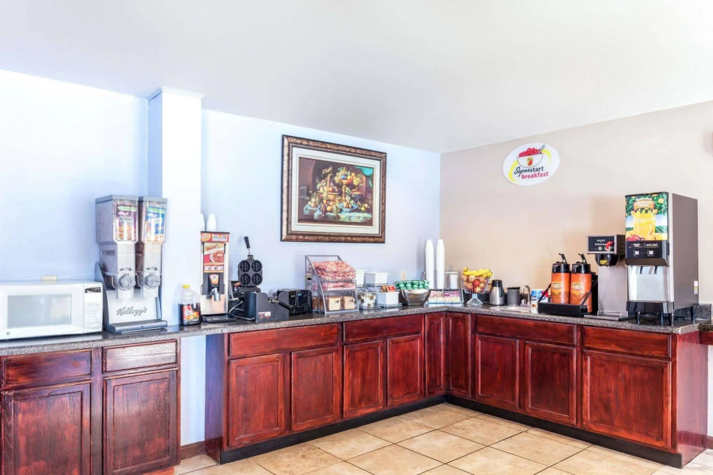 Knights Inn East Memphis