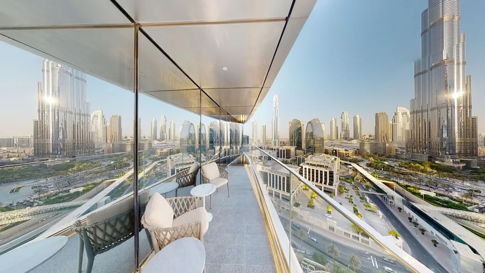 Stunning 2 Bed Address Sky View Best Layout