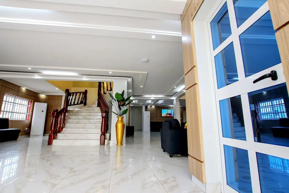 Hotel Galilée