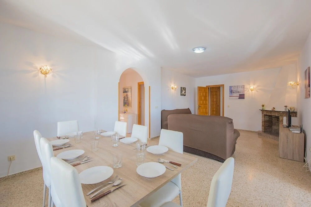 Villa - 4 Bedrooms with Pool, WiFi and Sea views - 104975