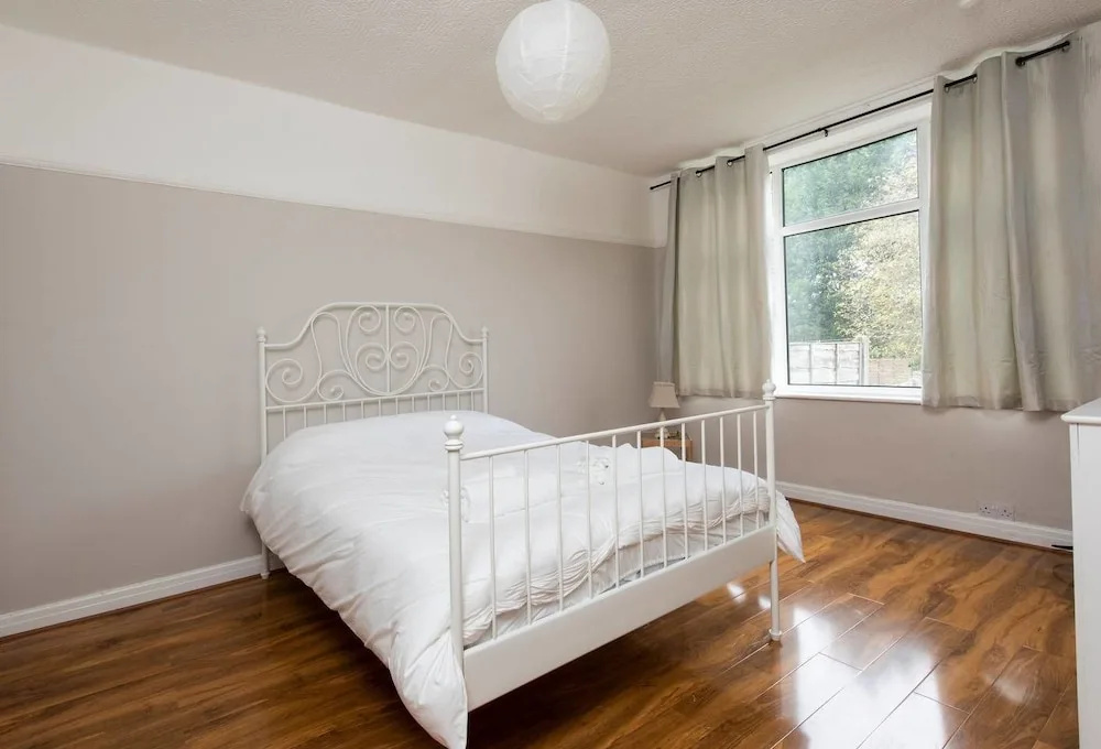 Family Friendly and Spacious House in Fallowfield