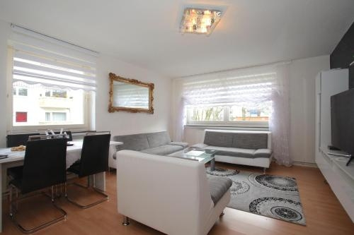 ProFair Apartments - room agency
