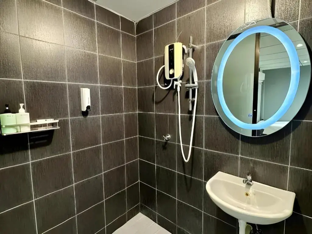 Noob Hostel