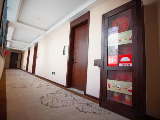 Blue Diamond Hotel