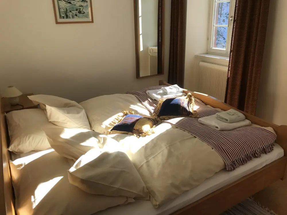 Hotel Echo
