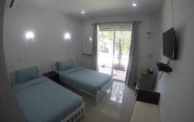 บ้านชมเขา - Baan Chom Khao