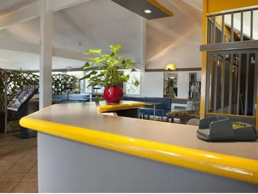 Egg Hotel Sevran