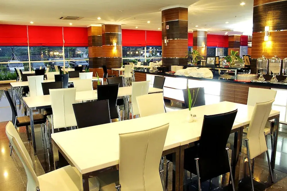 Lorin Syariah Hotel Sentul