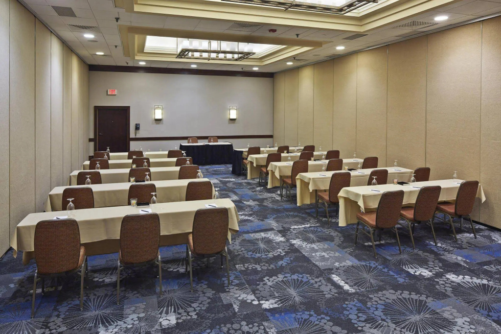 Hilton Raleigh North Hills