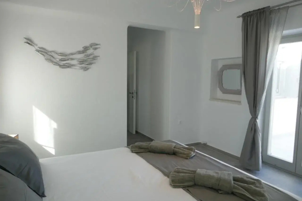 Afroditi Studios & Villas