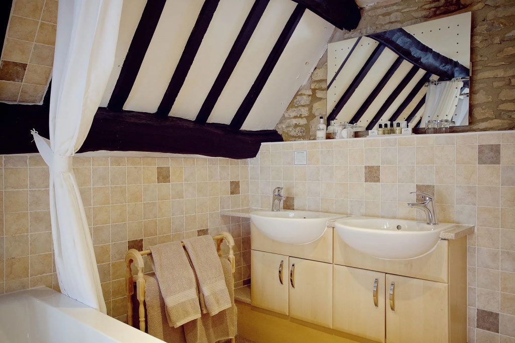 The Lamb Inn