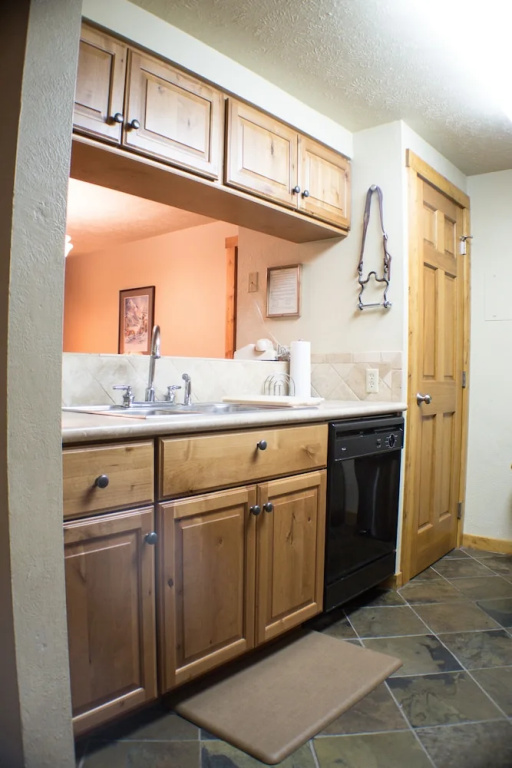 Chateaux Condominiums by Crested Butte Lodging