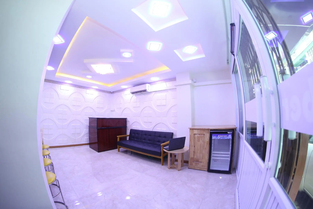November Hostel