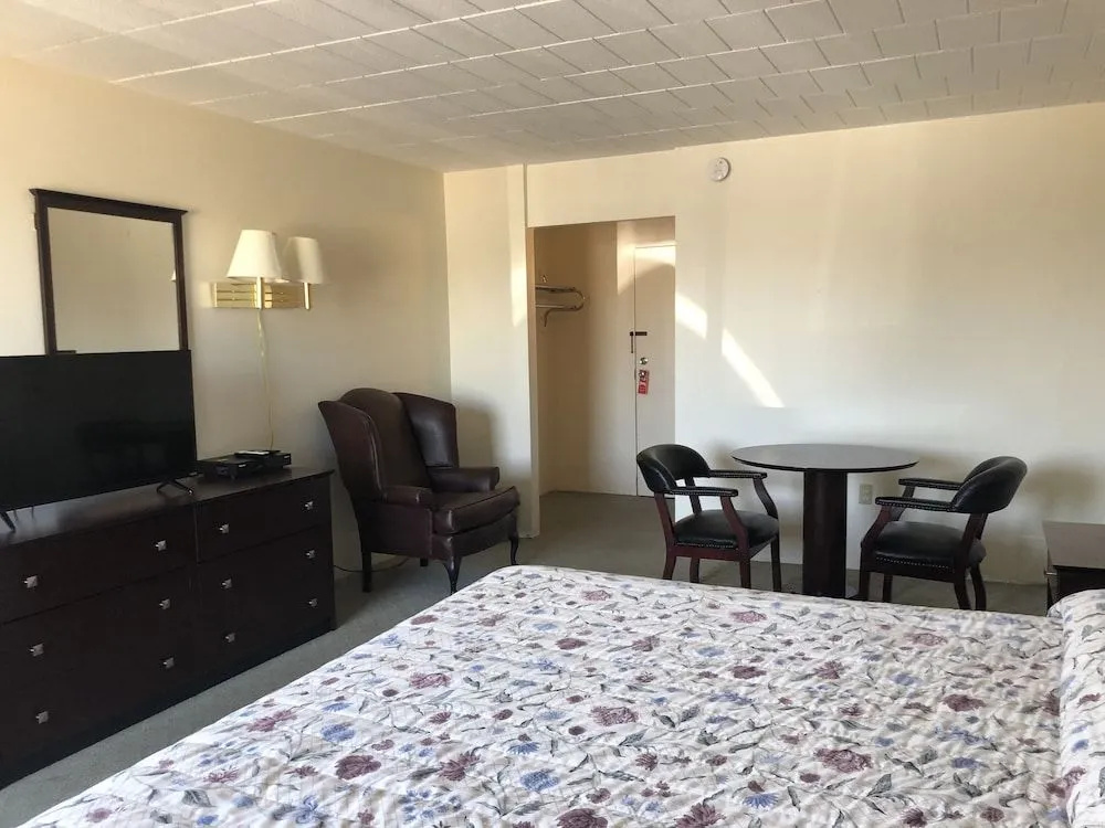 Belmar Motor Lodge