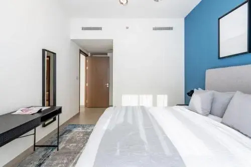 Silkhaus modish 1BDR in Downtown heart BLVD Heights