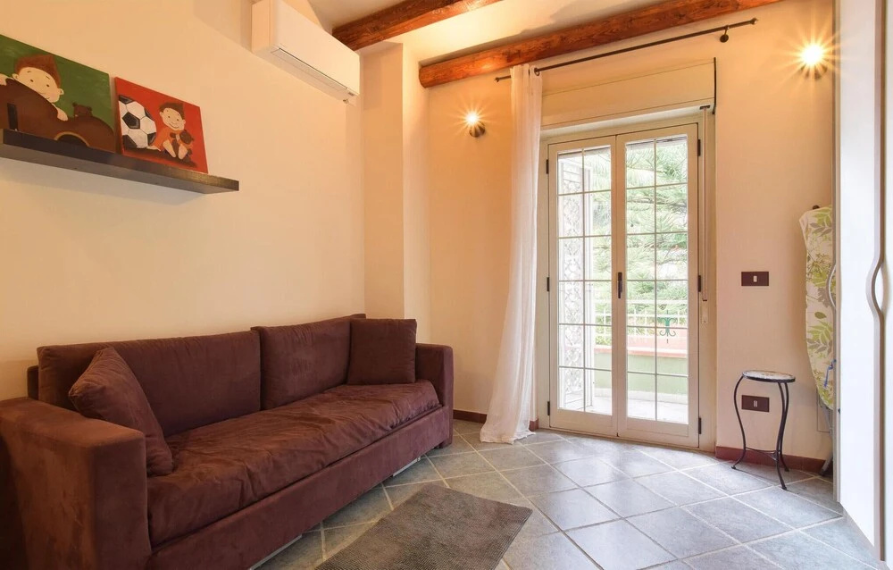 Amazing Home in Altavilla Milicia With Outdoor Swimming Pool, Wifi and 3 Bedrooms