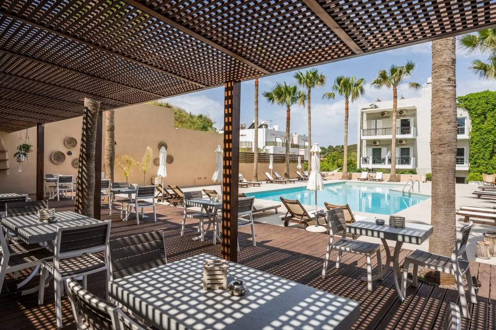 Sea View Hotel & Apartments