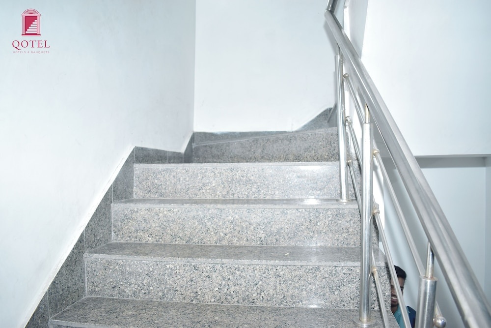 Super Townhouse Rohini Sector 24