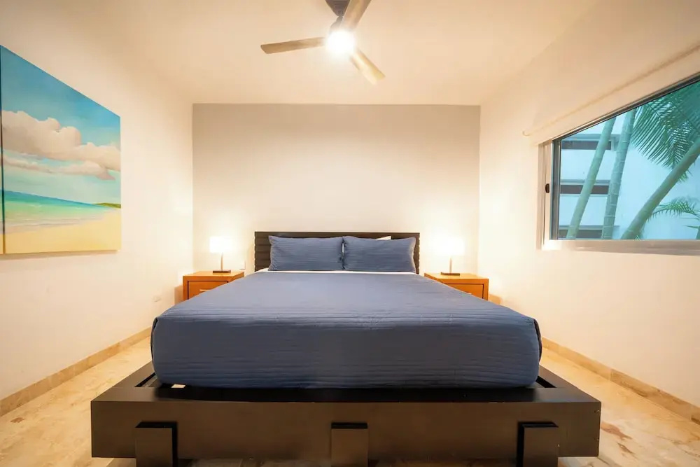 2 Br Condo Near to the Beach - CDM 113
