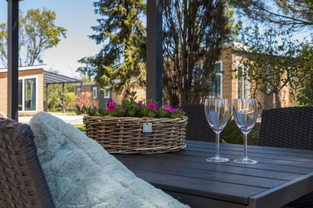 Chalet - Holidaypark Fort den Haak Vrouwenpolder