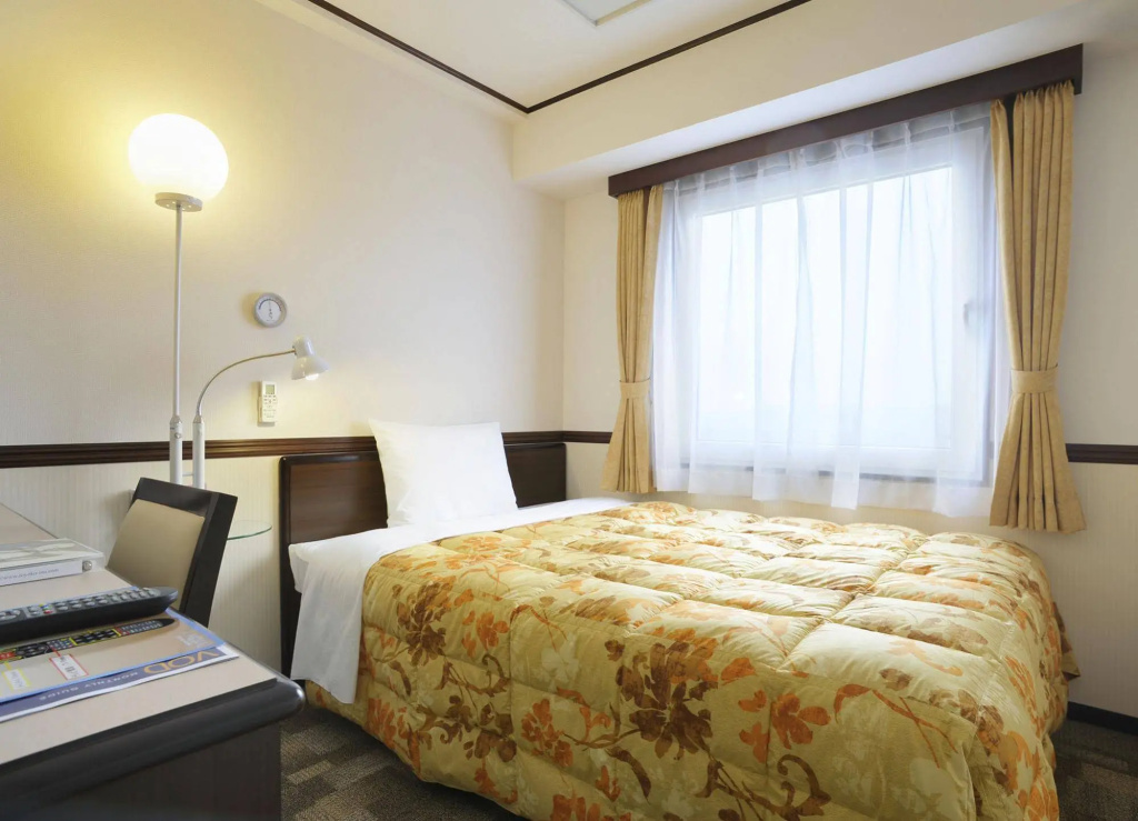 Toyoko Inn Hiroshima-eki Minami-guchi Migi