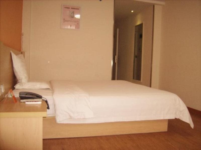 7 Days Inn Fuyang Railway Station Branch