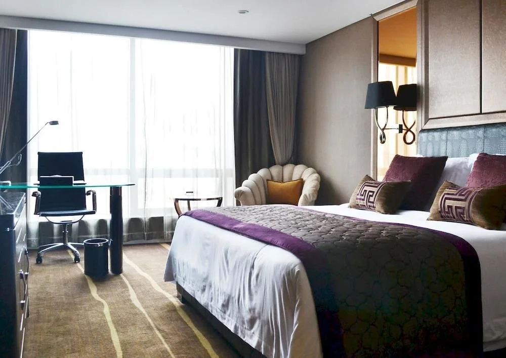Deyang Care Feeling Grand Hotel