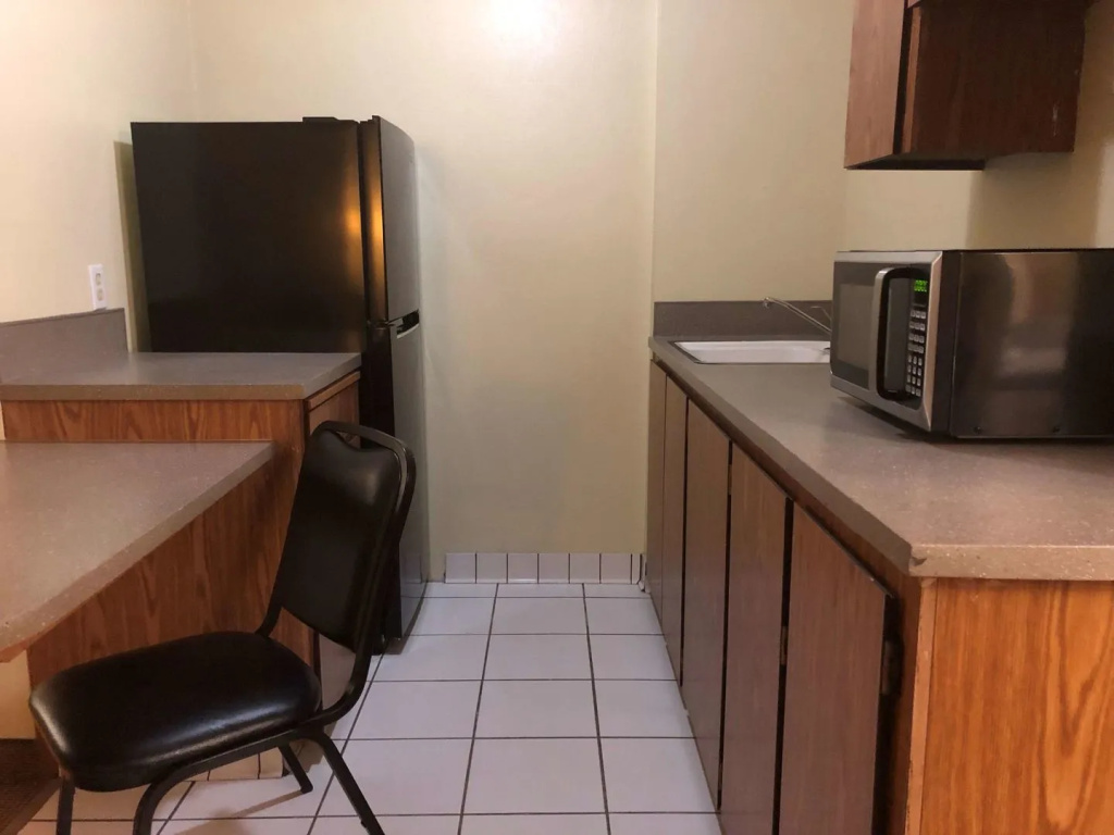 Affordable Inns Evanston