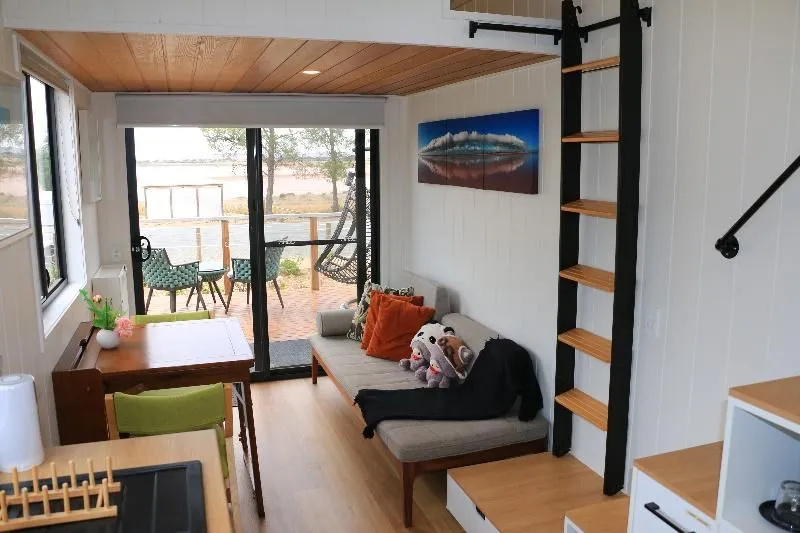 The Pink Lake Tiny House - 'Sakura'